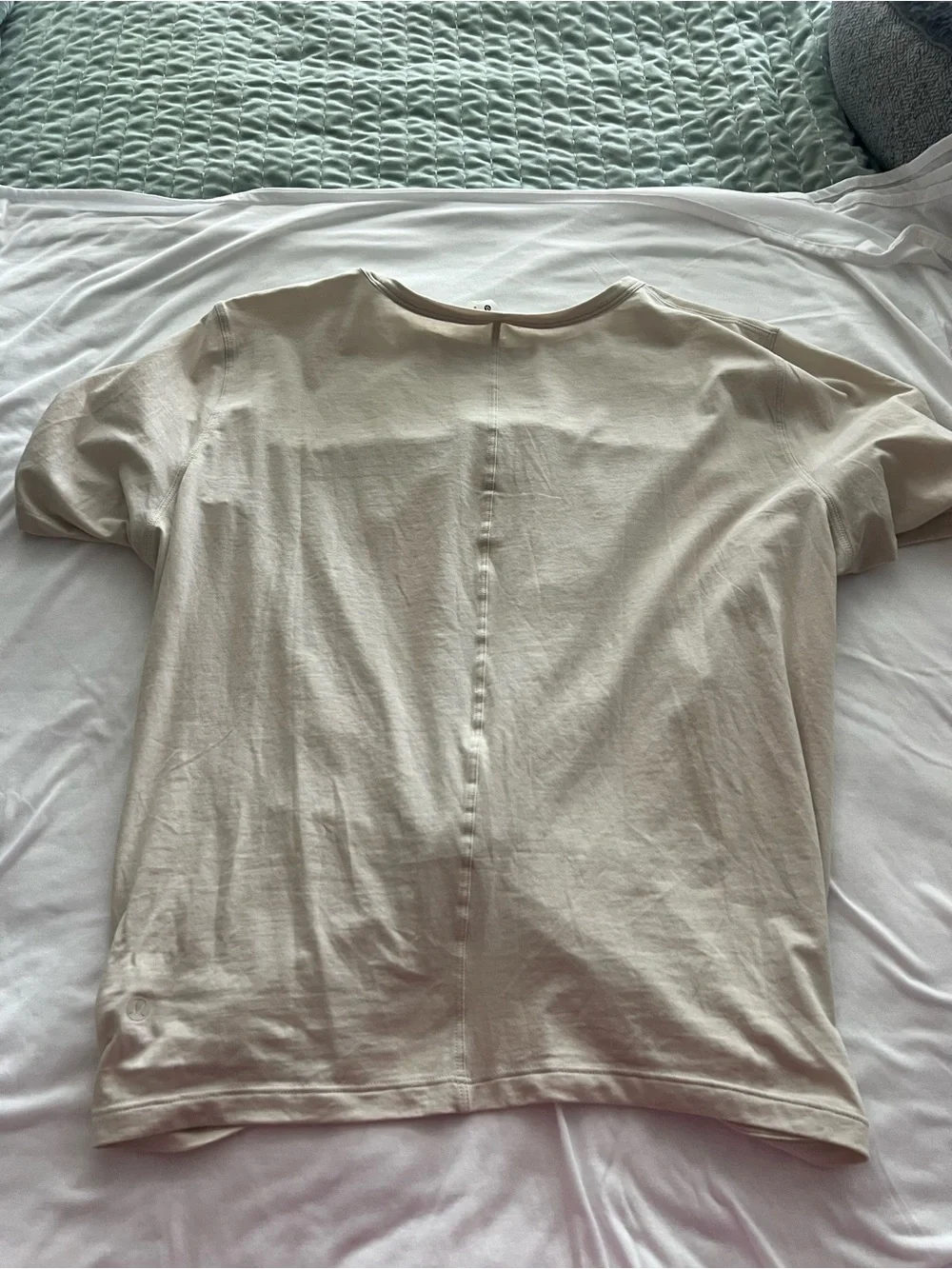Lululemon Women’s Twist-Front Short Sleeve Top - Cream size 12